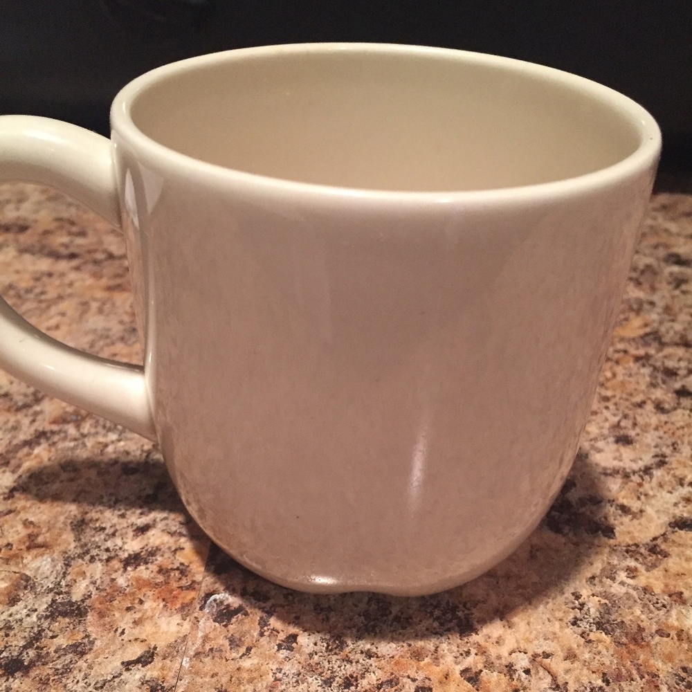 FITZ & FLOYD - Barefoot Boy with Cheeks Mug - Picture 3 of 3
